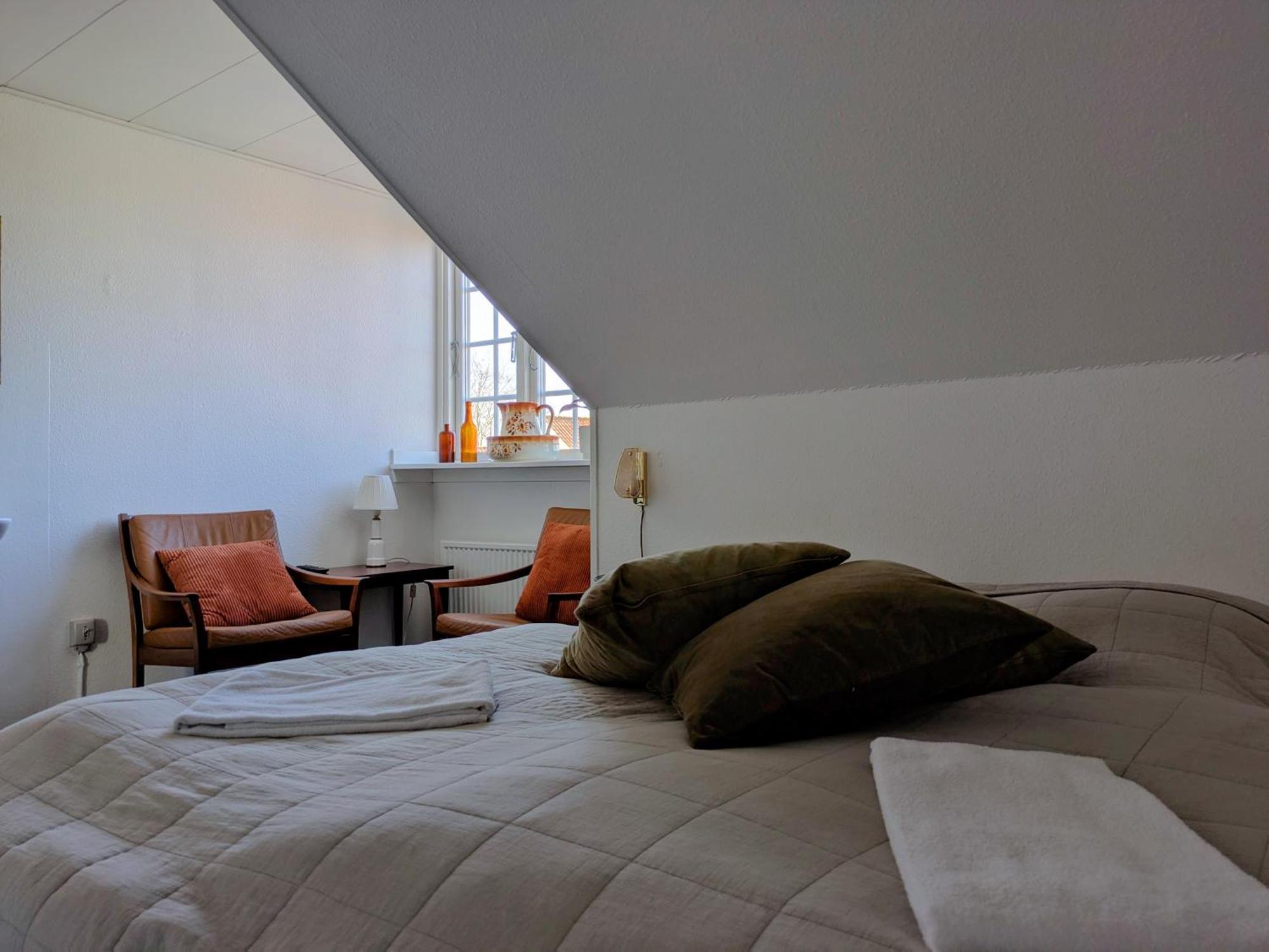 Restaurant Backhaus Hotel รีเบอ ภายนอก รูปภาพ
